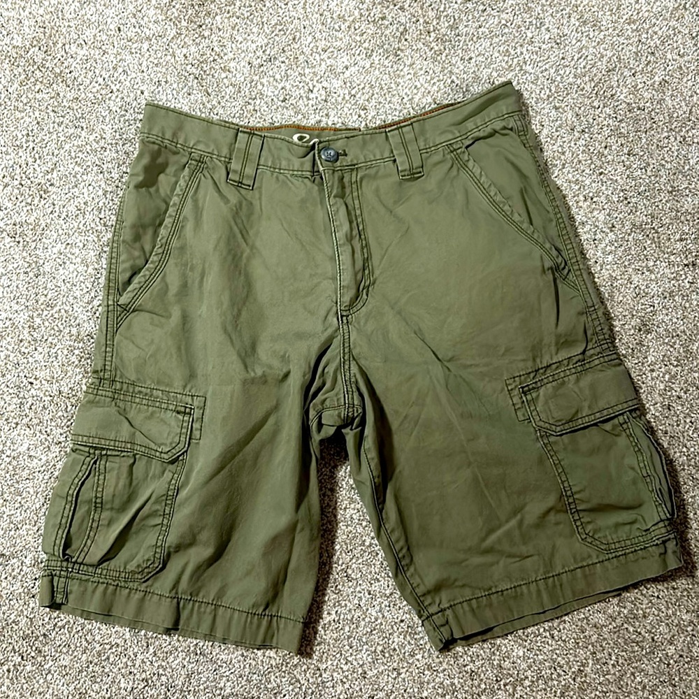 Men’s Eddie Bauer Size 33 shorts